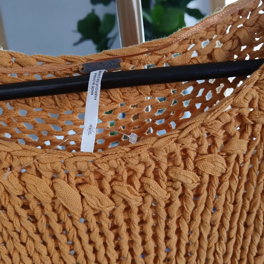NWT Free People On The Fringe Crop Top. Size S